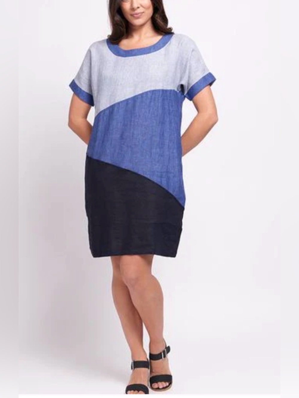 Foil Tri Your Luck Linen Shift Dress in Colorblock Blues Size 8